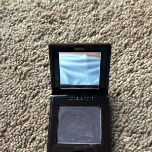 Laura Mercier eye color